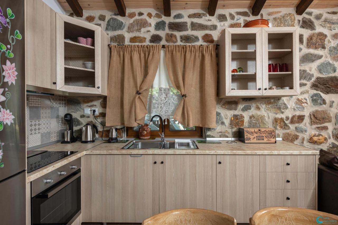 فيلا Eleni'S Stone House سكالا بوتامياس المظهر الخارجي الصورة